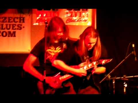 Instorm - První koncert