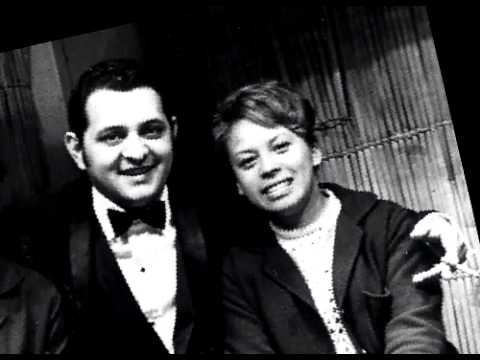 KELA GATES  Me faltas tú