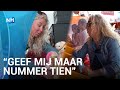 Jutkha is helemaal gek op de kamelenrace