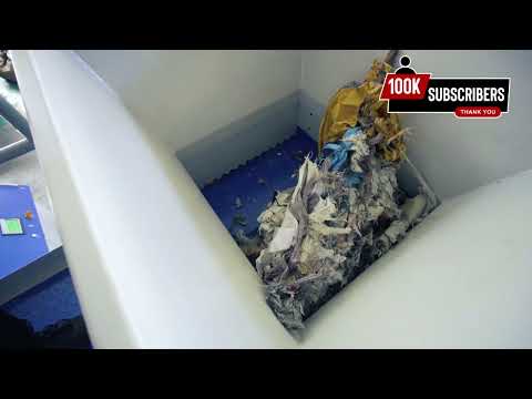 Shredder en granulator in één machine, testrun