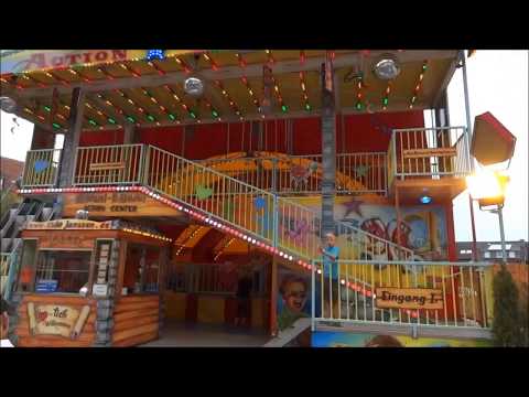 Kirmesattraktion Remmi Demmi auf der Kirmes in Rhede - Kirmesfahrgeschäft auf Rummelplatz