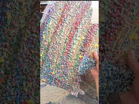 It's been a couple months since we last peeled the paint, so peel some BIG CHUNKY PAINT with us!!