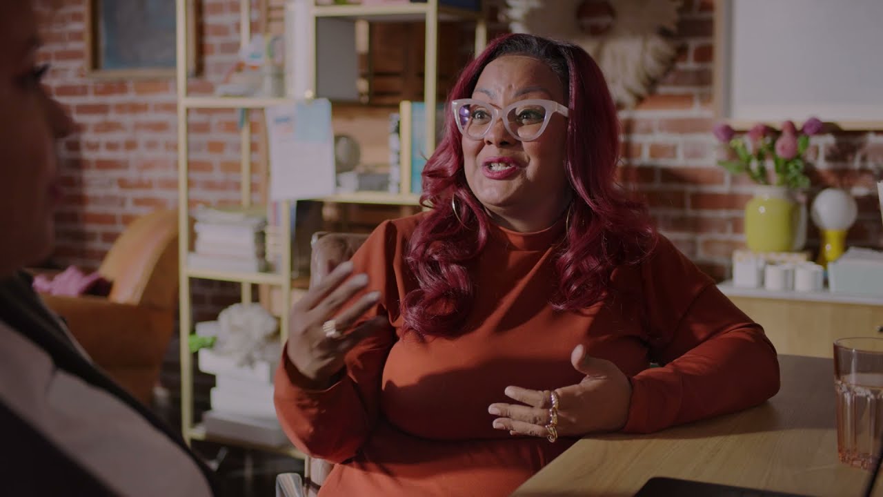 A video about how the Curvy Fashionista is using Web Stories