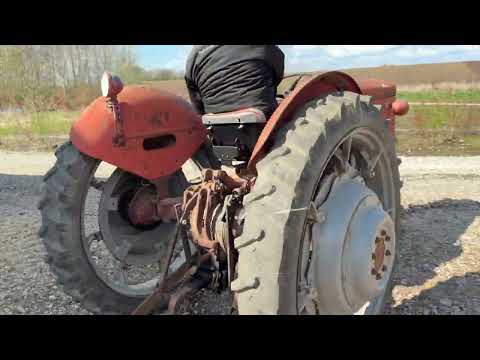 Video: Massey Ferguson 65 traktor - Amerikansk model 1