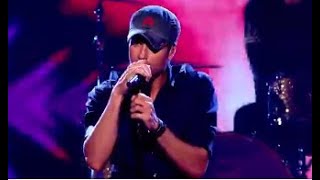 Enrique Iglesias - I&#39;m A Freak (Live)