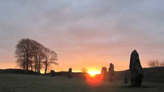 preview picture of video 'Solar eclipse sunrise at Avebury 1  (4th Jan 2011)'