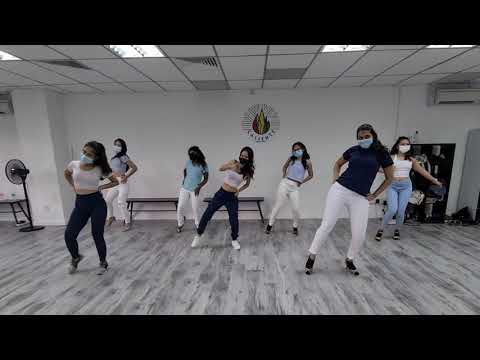 Caliente Dance Studio Singapore Bachata Lady Styling to Dani J - Favorito