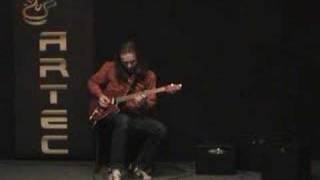 Video thumbnail for Artec Soloist Distortion Demo By Peta Lukacs by Sycamber