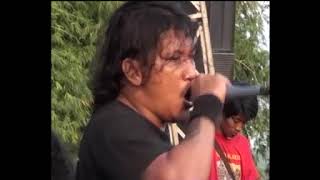 Download lagu Siksakubur - Memoar Sang Pengobar (Live In Dagan Lamongan 21.08.2013) mp3 Download lagu Siksakubur - Memoar Sang Pengobar (Live In Dagan Lamongan 21.08.2013) mp3