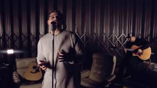 Che Chesterman - This Is A Mans World - Acoustic Cover