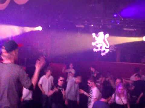 Scott Bond playing Terra Ferma - The Scream at Fredan Tivoli, Helsinki, Fri 6th May 2011