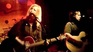 Mary Lou Lord - &quot;Metal Firecracker&quot; (Lucinda Williams cover) at TTs on 01/19/12