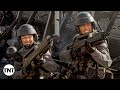 Arachnids Attack The Roughnecks At Whiskey Outpost CLIP Starship Troopers 1997 TNT