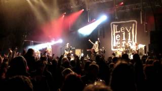 The Levellers - The Devil Went Down to Georgia (live at Wychwood festival - 31st May 14)
