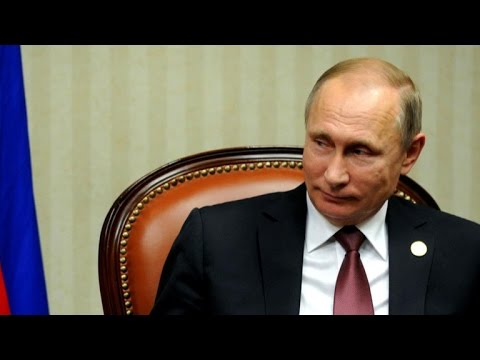 Putin talks Comey while Russian diplomat talks to Trump in Oval Office