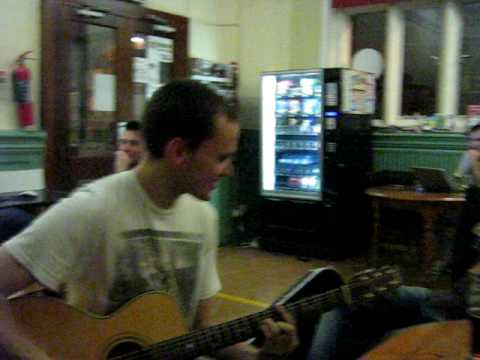 The Habitual Linesteppers - Killing In The Name (unplugged)
