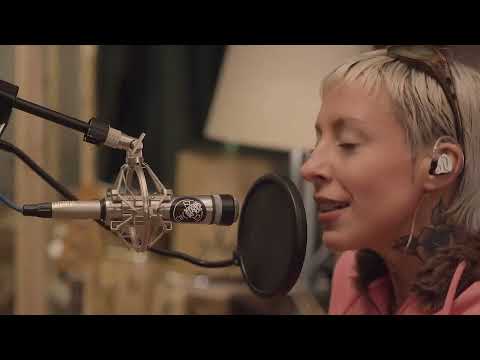 Belén Natalí- Diciembre feat Astrid Canales