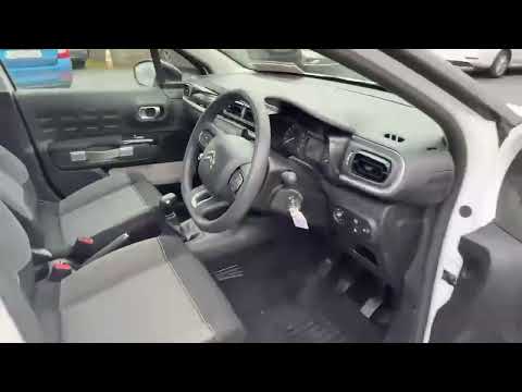 Citroen C3 2019  FEEL PURETECH  1.2 PETROL  €54 P/ - Image 2