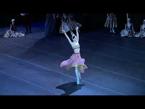 Olesya Novikova & Leonid Sarafanov-Le Corsaire