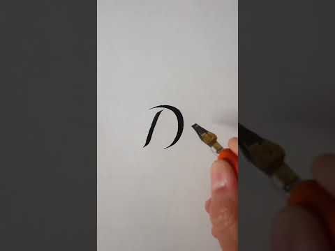 Learn Slanted Italic Uppercase in 60 Seconds with Sandro Bonomo #shorts #calligraphy