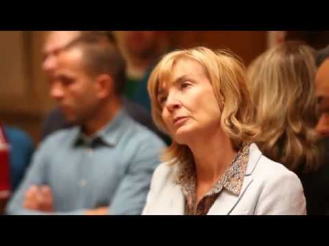 Mayor Molenbeek Francoise Schepmans supporter Cruyff Court challenge for Molenbeek. Thank you!