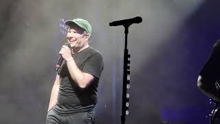 Fall Out Boy - I've Got a Dark Alley and a Bad Idea That Says You Should Shut Your Mouth - Live PNC