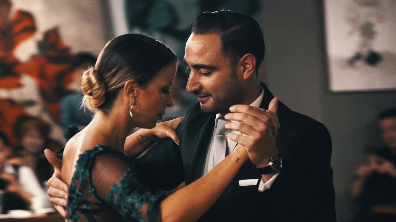 Video thumbnail for Fausto Carpino & Stephanie Fesneau Tango Performance #2