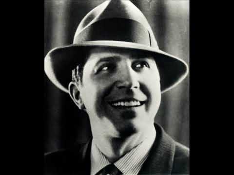 VIEJO JARDÍN (vals) canta Carlos Gardel acompañado por Alfredo De Angelis