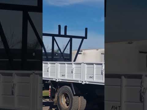 Carrocería AHT, colocación de Hidrogrua - Alzuarte Hydro Tracción S.A®