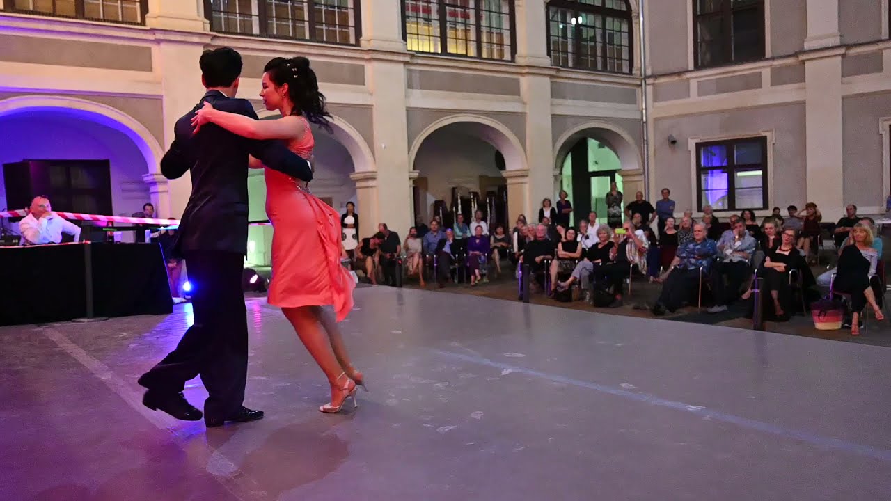 Maria Casán & Pablo Ávila: Tango Vals @ Lesliehof Graz