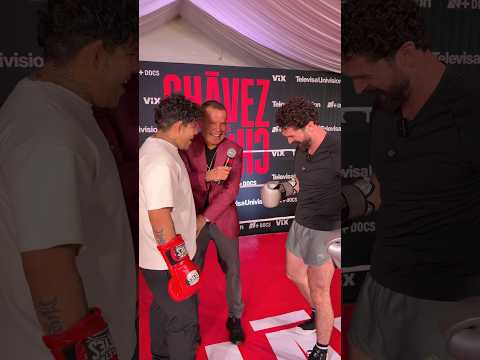 Hoy tocó soltar al Lobo en uv pelea de exiibición...con JulioCésar Chávez de referee. 🐺🥊🔥