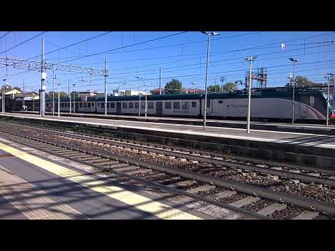 E464 484+7 MDVC Trenord con due prime classi - Monza - 08/10/2020