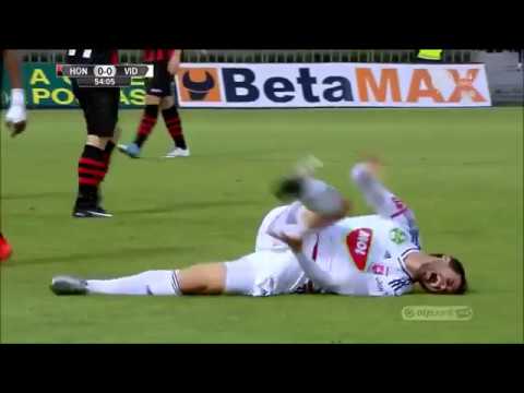 Worst dive in football/soccer history by Danko Lazovic