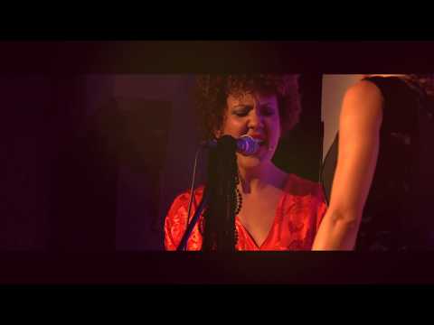 Barro Tal Vez - Amparo Lagares con la colaboración de Ana Morales