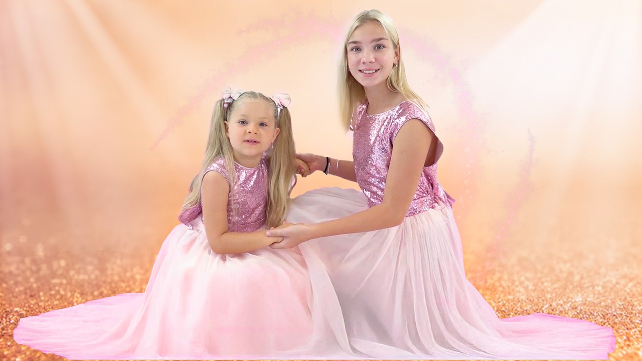 Best Friends Day! Maggie and Diana