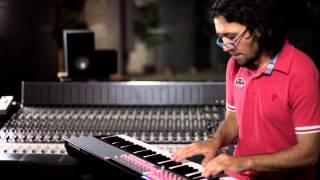 Video thumbnail for Introducing String Studio VS-2 string modeling plug-in VST AU AAX RTAS by Applied Acoustics Systems