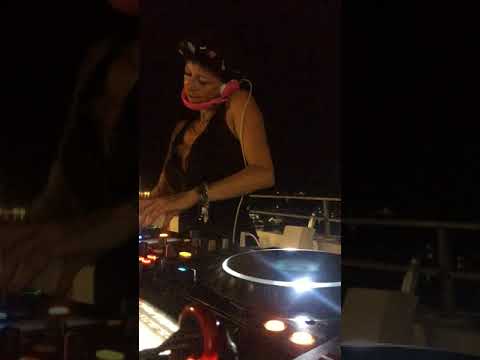 Cat Davies Dj Ibiza