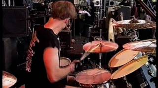 Pearl Jam - MFC (Pinkpop 2000)