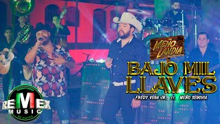 Bajo Mil Llaves Music Video