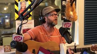 Josh Kaufman sings &quot;Lie To Me&quot; on the Smiley Morning Show