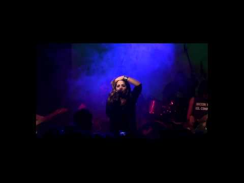 Can Can en El Aguijón # 4. Al Mar