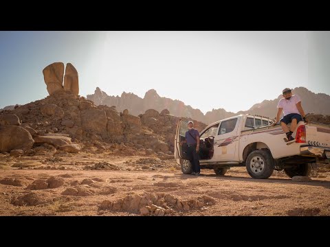 Finding Mt. Horeb: Split Rock of Moses