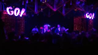 SFBB10 - Incredible Staggers - 1 -