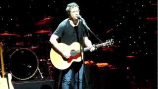 Will Hoge singing Damn Spotlight