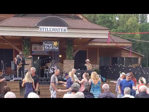 Swingin' On A Star plays "I'm  Walkin'"