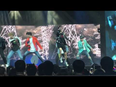 UP10TION- WHITE NIGHT @ KCON 17 NY