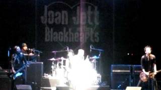 JOAN JETT &amp; THE BLACKHEARTS @ CONEY ISLAND BROOKLYN NYC 14 JULY 2011