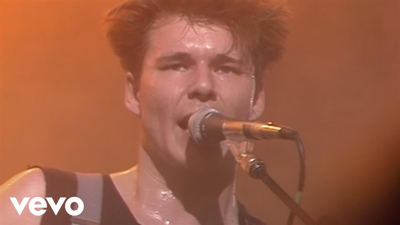 Big Country - Fields Of Fire (The Tube 5.10.1984) - YouTube