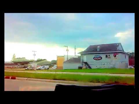 Marion, IA - Absurd 6th/7th Avenue "Roundabout"