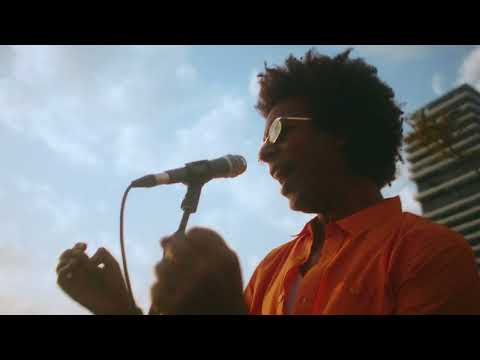 Gili Yalo - Hyloga (Rooftop Live Session)